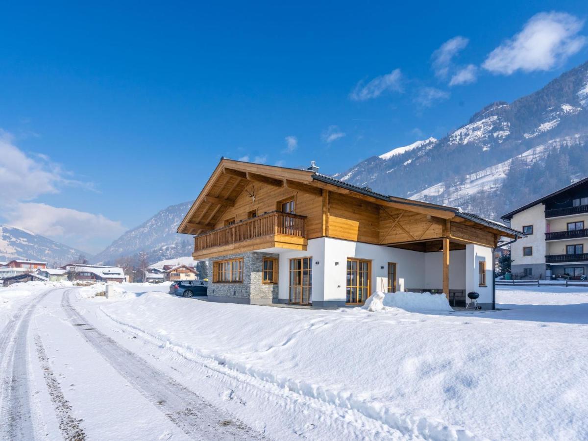 Charming Chalet in Bad Hofgastein with Sauna Exterior foto