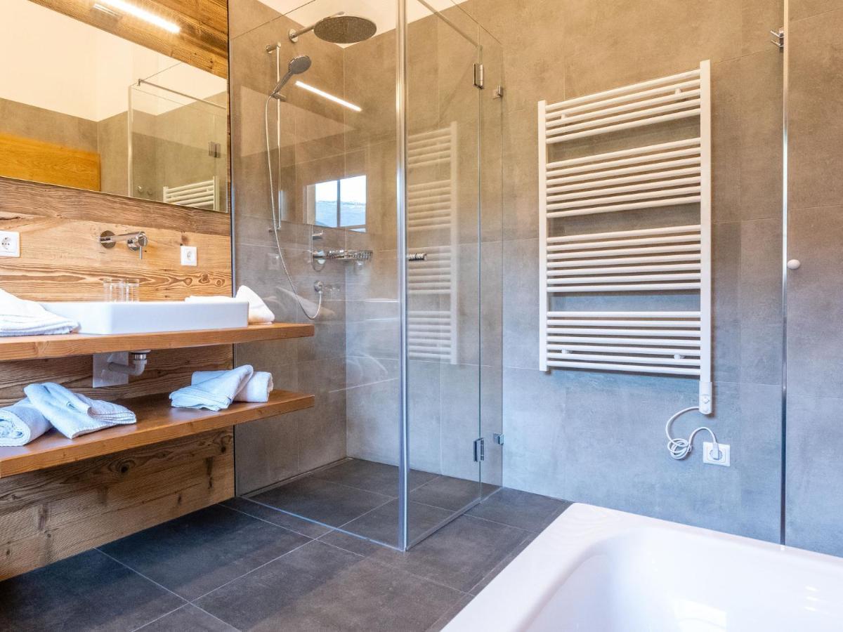 Charming Chalet in Bad Hofgastein with Sauna Exterior foto